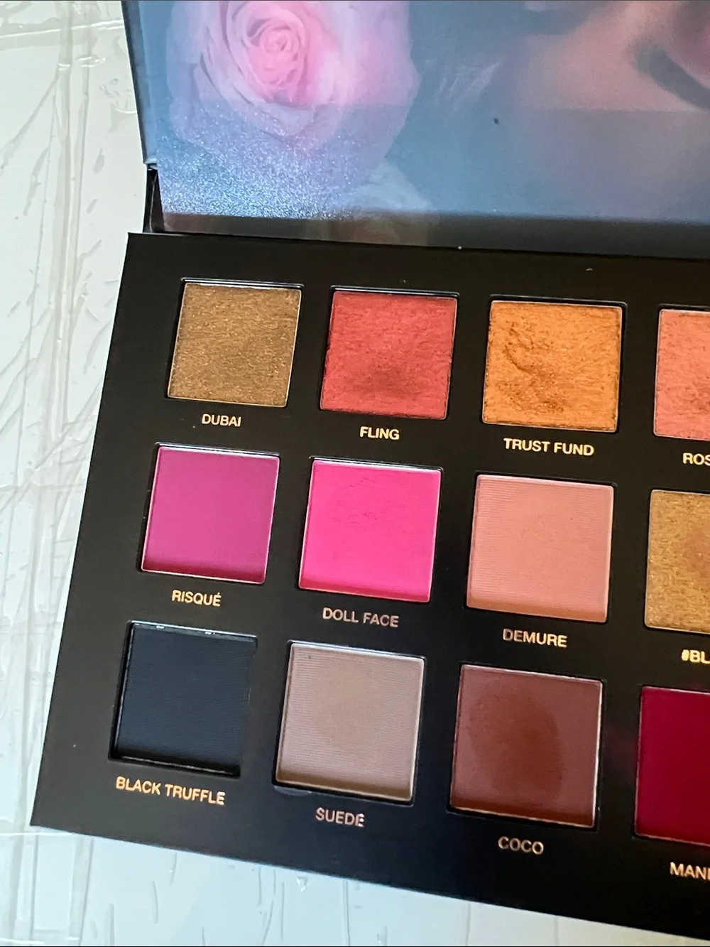 HUDA BEAUTY Rose Gold Palette — Remastered